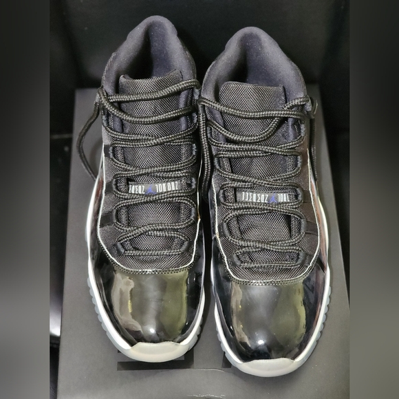 New Jordan Retro 11 Space Jam Size 12 Men - Picture 6 of 10